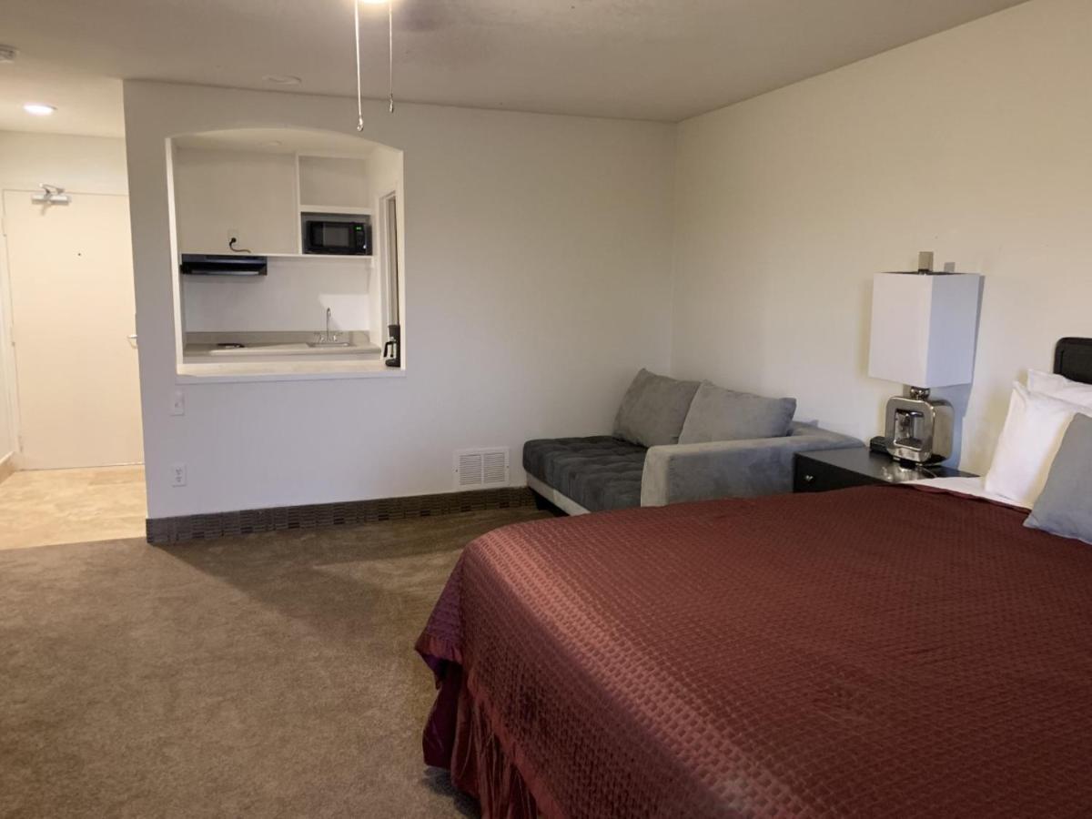 Ramada by Wyndham Holtville Eksteriør billede