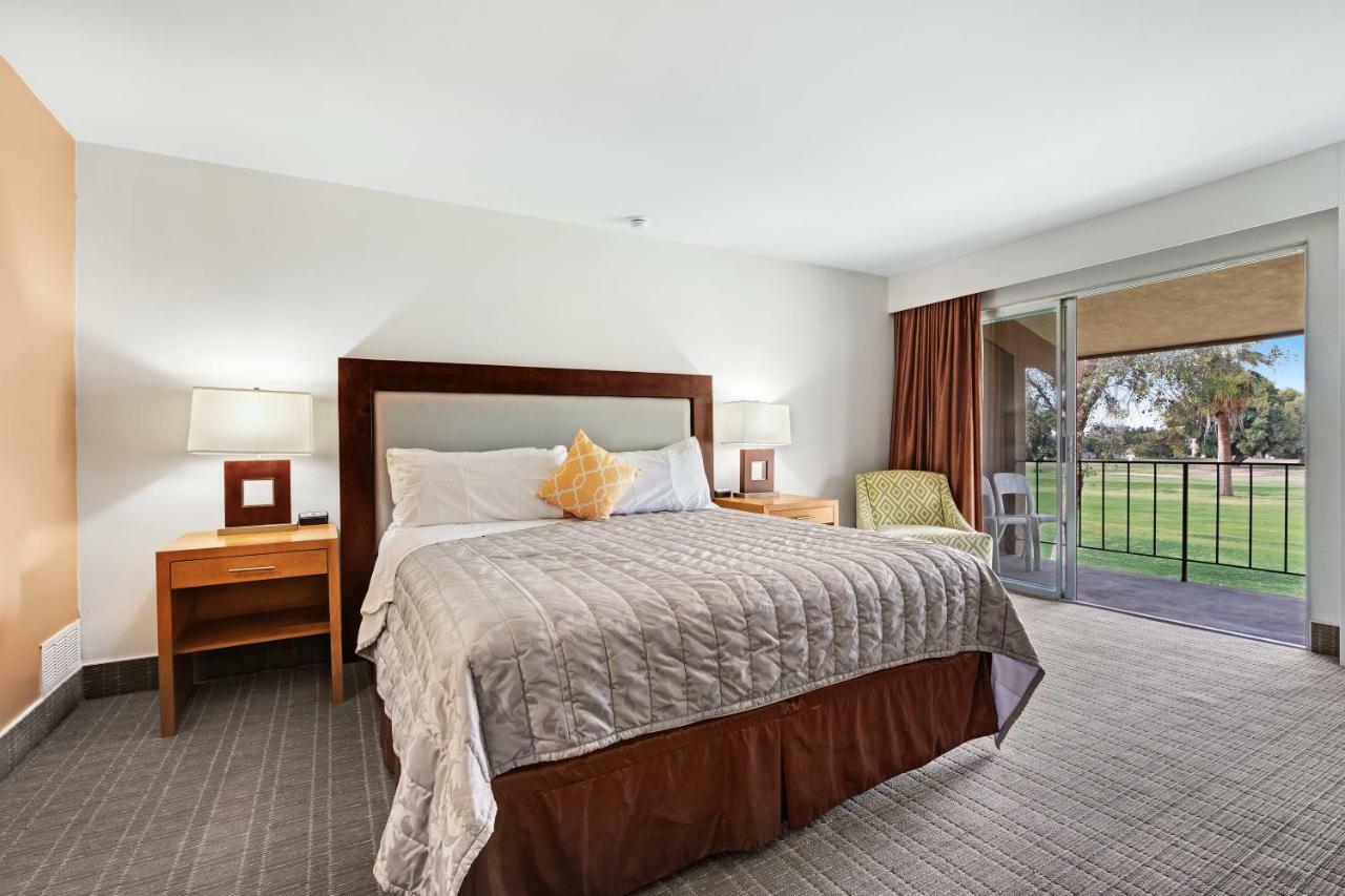 Ramada by Wyndham Holtville Eksteriør billede